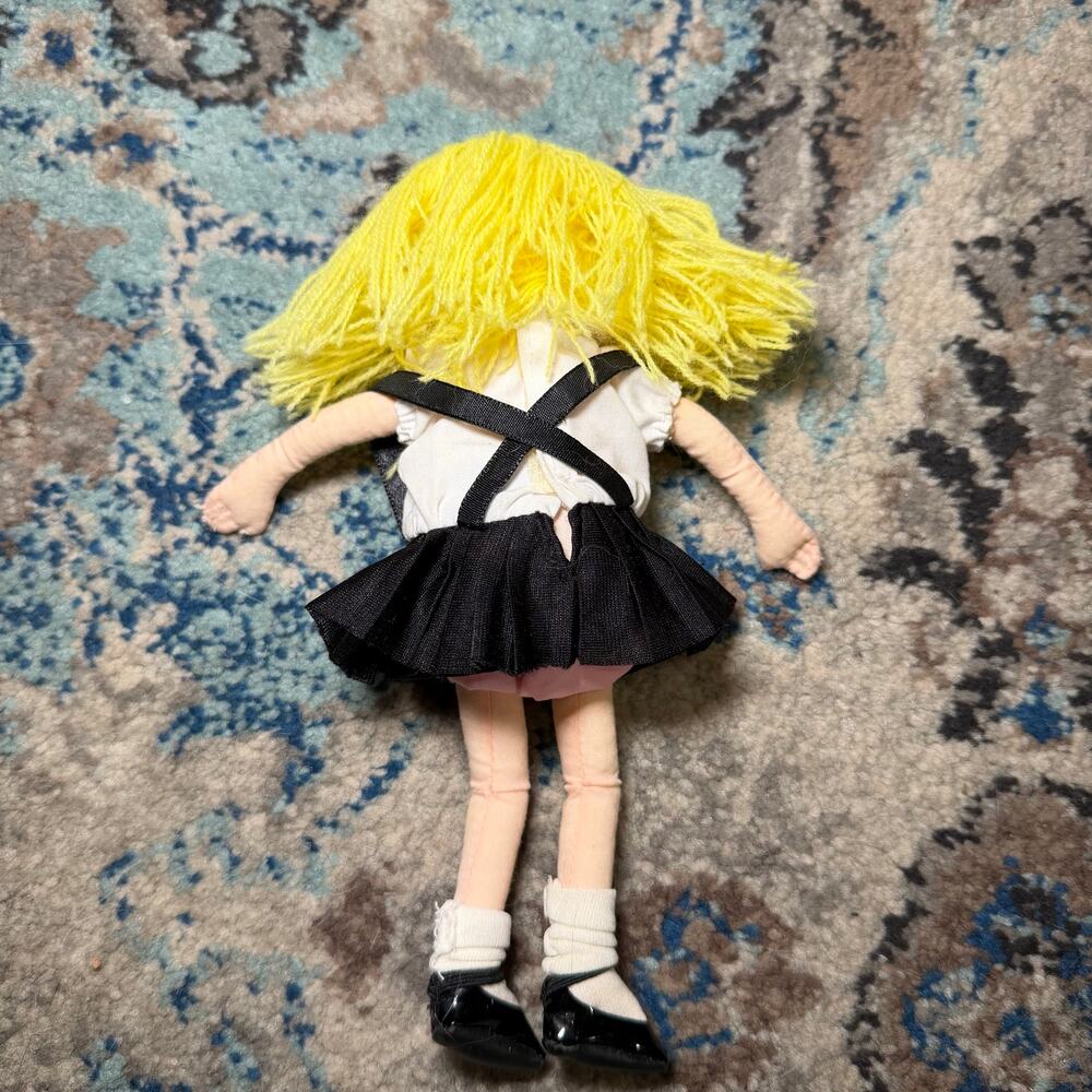 Vintage Eloise doll - Picture 2 of 3
